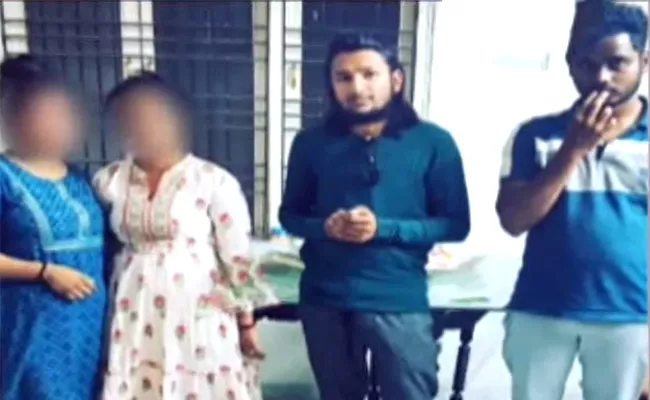 Hitech Prostitution Racket Busted by Hyderabad Police - Sakshi