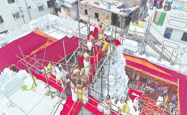 Chinna Jeeyar Swamy Visit Sri Sita Ramachandraswamy Temple Restoration Program At Kukatpally - Sakshi