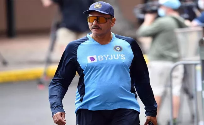 Ravi Shastri Says India Really Missed T Natarajan In T20 World Cup - Sakshi