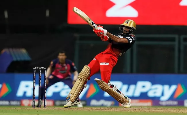 Intresting Facts About Shabaz Ahmed Who Plays RCB IPL 2022 - Sakshi
