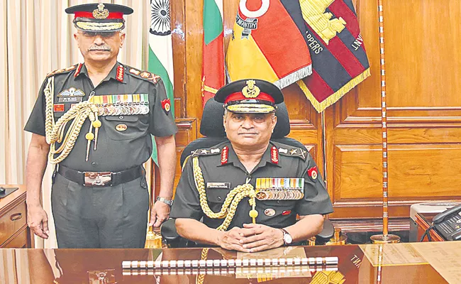 Gen Manoj Pande takes charge as 29th Army Chief - Sakshi