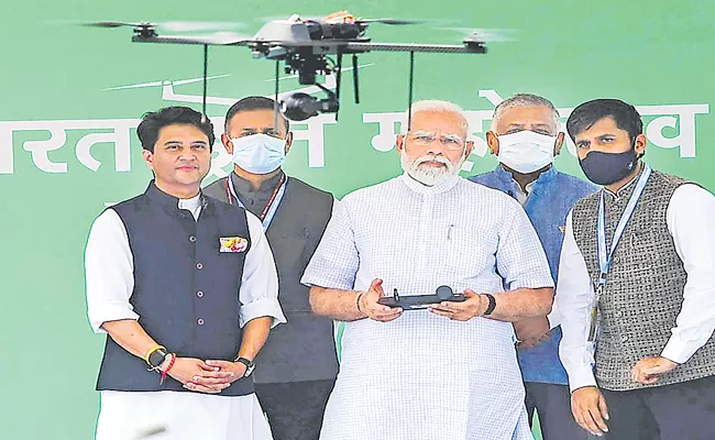 India has potential of becoming global drone hub, says PM Narendra Modi - Sakshi