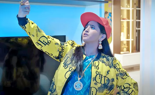 Anchor Lasya Manjunath Sings Savage Mom Rap Song, Watch Video - Sakshi