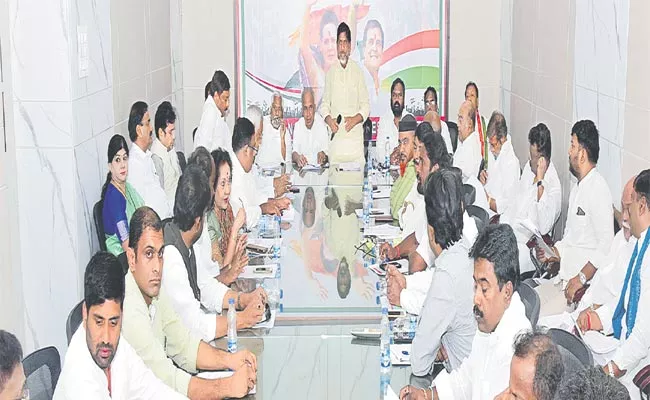Aiming To Win Next Election TCongress Conduct Nava Sankalp Shivir - Sakshi