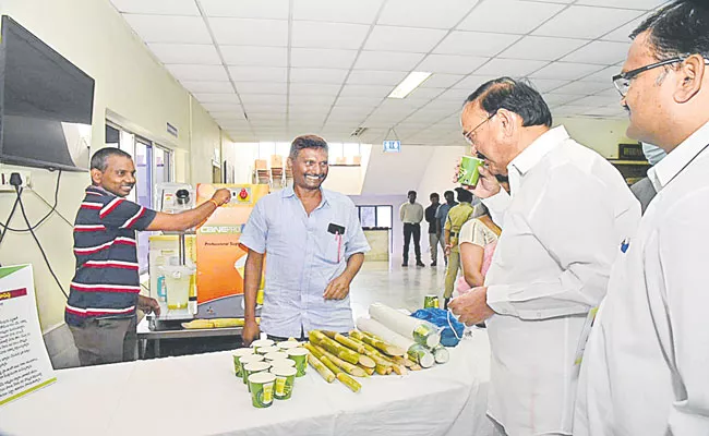 Vice President Venkaiah Naidu At Book Launch Of Nature Army - Sakshi