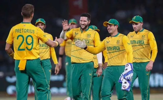 South Africa Name Three Different Captains For Tour Of England - Sakshi