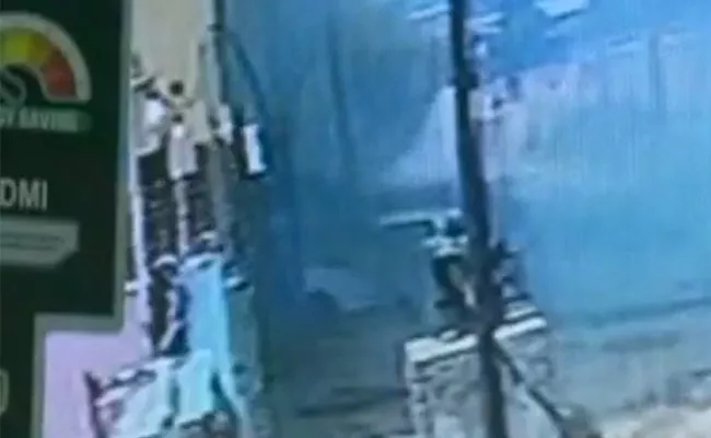 UP Factory Explosion Near Delhi Some Member Dead - Sakshi