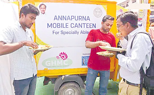 Telangana Govt To Serve Meals At Rs 5 For Hunger People - Sakshi