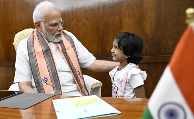 MP Anil Firozia Daughter Ahana Brings Laugh On PM Modi Viral - Sakshi
