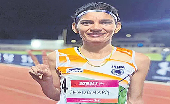 Parul Chaudhary sets new 3000m national record in LA - Sakshi