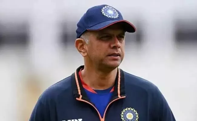 Rahul Dravid Tested Covid Positive Likely To Travel Late To Asia Cup - Sakshi