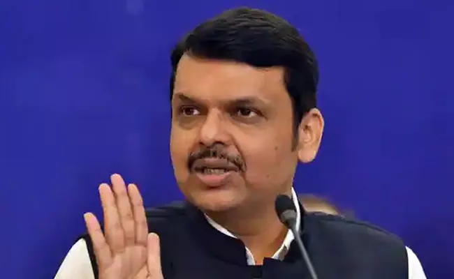 Maharashtra Cabinet Expansion Devendra Fadnavis tobe Home Minster - Sakshi
