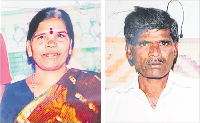 Couple Suicide Due To Debt Issue In Medak District - Sakshi