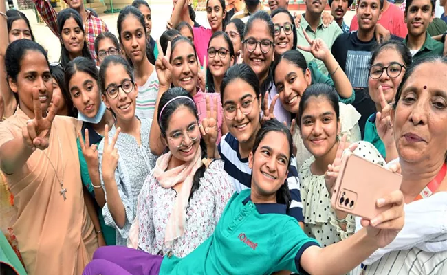 NEET Result 2022 out, Rajasthans Tanishka Tops Exam - Sakshi