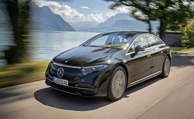 Mercedes Benz Eqs 580 Luxury Ev Sedan Made In India Launch Specifications Price - Sakshi
