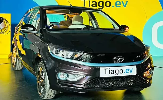 Tata Tiago Ev New Record Car Booking In Day 1 Check Price Specifications - Sakshi