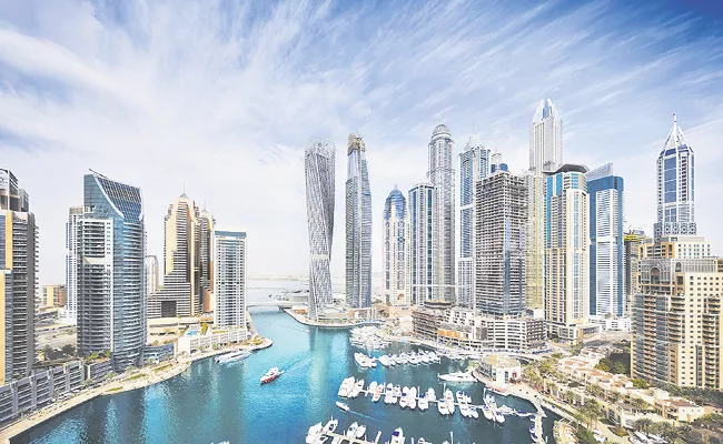 UAE Revised Visa Regulations for business Without sponsor - Sakshi