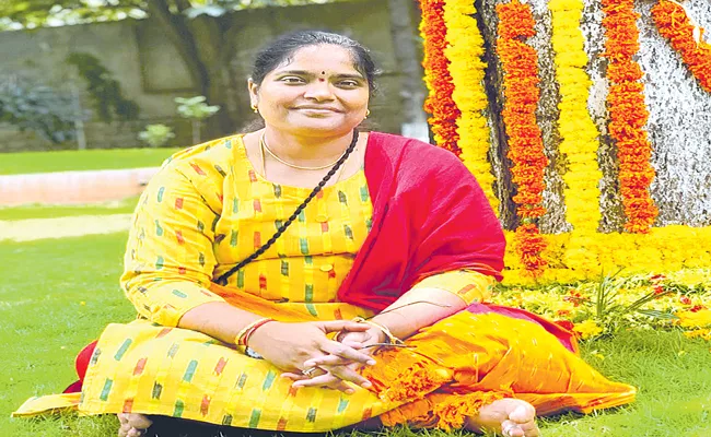 Suryakala: Sister of farmers, National Farmers Day Special - Sakshi