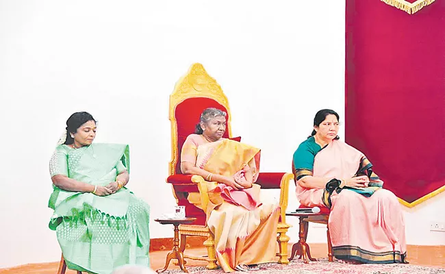 Satyavathi Rathod Explained To President Draupadi Murmu Over Tribals - Sakshi