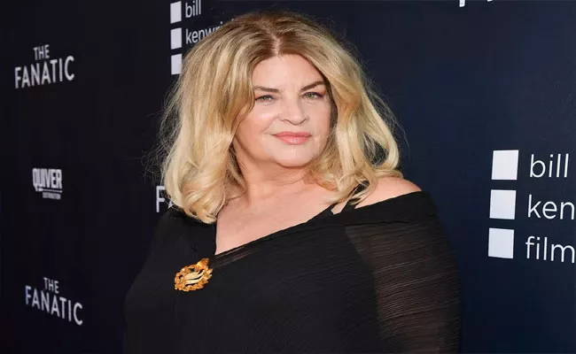 Actress Kirstie Alley Passes Away At 71 After Battle With Cancer - Sakshi