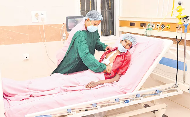 Boy first heart transplant surgery successful in Andhra Pradesh - Sakshi