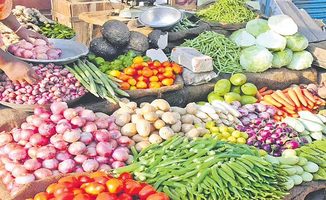 Wholesale price inflation declines to 4. 73 percent in January - Sakshi