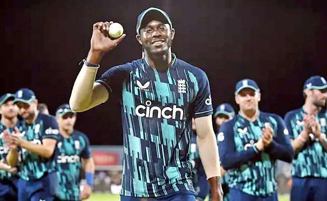 Fans Praise-Jofra Archer Career Best Spell 6 Wickets Vs SA 3rd ODI - Sakshi