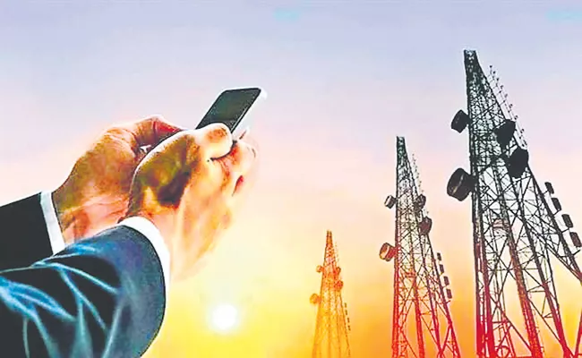 There is still no mobile coverage in 38,901 villages in India - Sakshi