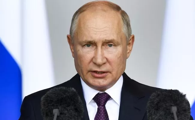 Putin will Not Have Next Birthday says ex Russian MP - Sakshi