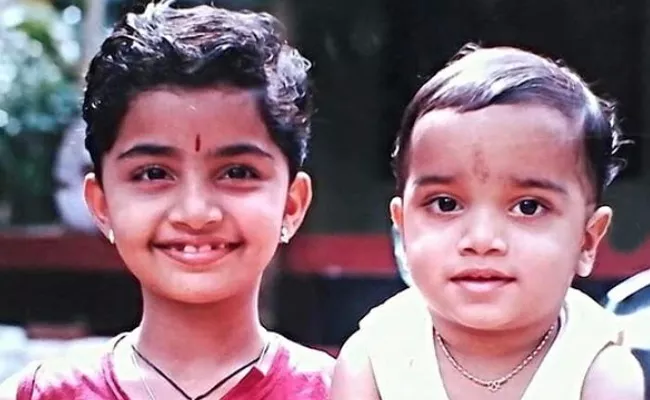 Anupama Parameswaran Shares Her Childhood Pics Goes Viral - Sakshi