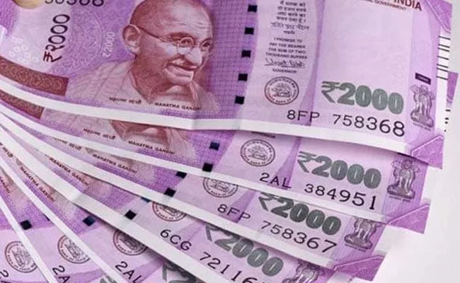 No direction on loading Rs 2000 notes in ATMs Finance Minister - Sakshi