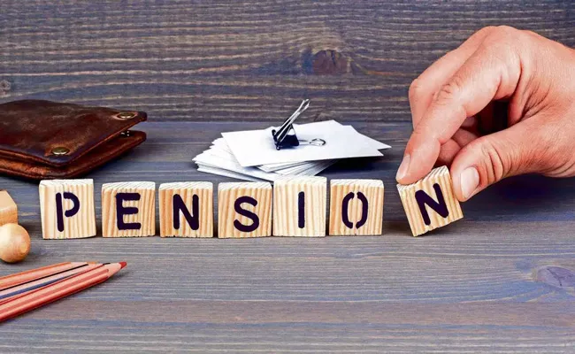 Select central govt employees get one-time option to opt for old pension scheme - Sakshi