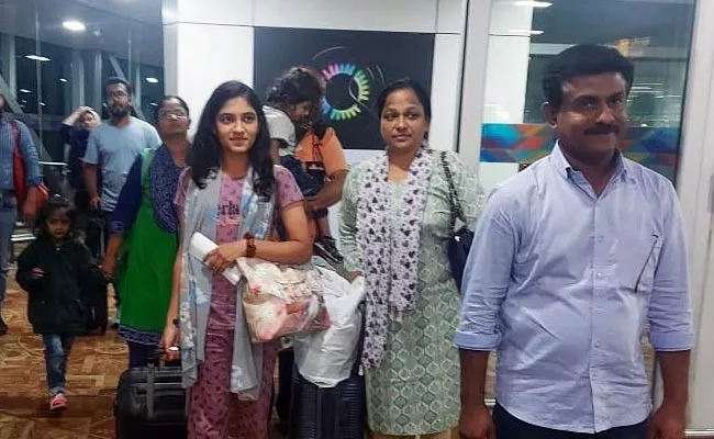 First Group Of Indians Landed In Delhi From Sudan - Sakshi
