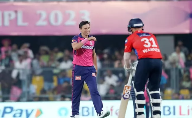 RR VS DC: Boult Picked 2 Wickets In First Over Vs SRH And DC - Sakshi