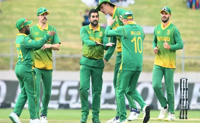 South Africa qualify for ODI World Cup in India - Sakshi
