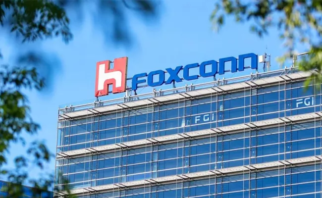 Foxconn bought 300 acres in Bangalore for Rs 300 crore details - Sakshi
