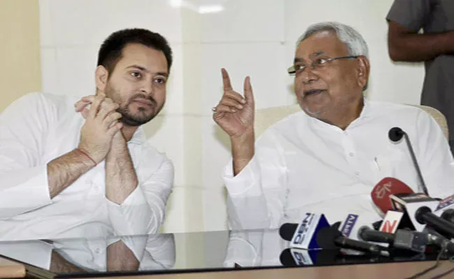 Setback For Nitish Kumar Govt as Patna HC stays Bihar caste Survey - Sakshi