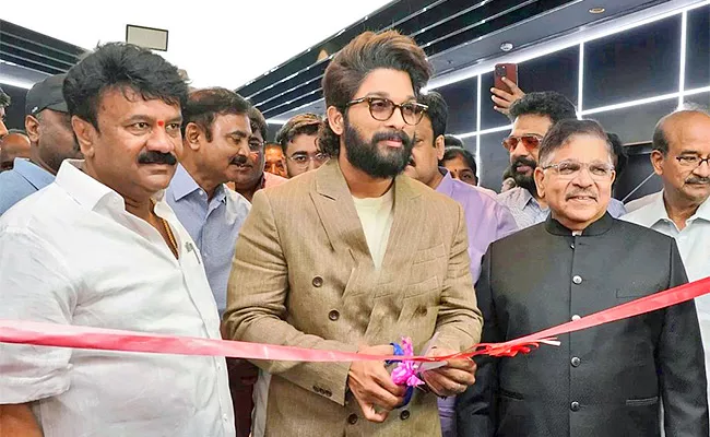 Allu Arjun Opens Multiplex Theatre In Ameerpet In Hyderabad - Sakshi