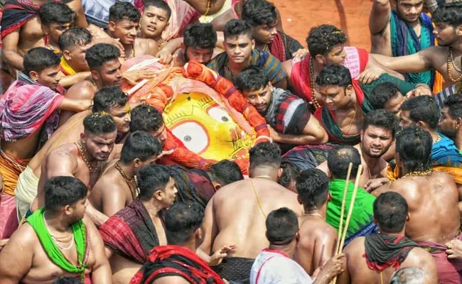 Large Number Of Devotees Gather In Odisha Puri Jagannath Rath Yatra 2023 - Sakshi