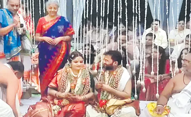 Nirmala Sitharaman daughter gets married - Sakshi