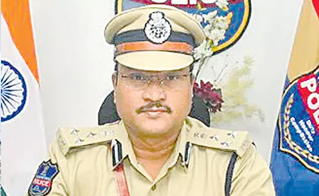 Warangal CP controversial comments - Sakshi