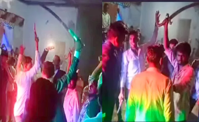Video: Groom His Friends Dance With Guns talwar At Kamareddy Madnoor - Sakshi