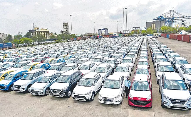 Indias Auto Sales Jump In May: SIAM - Sakshi