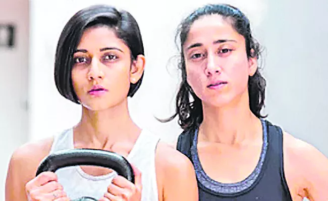 Tanvi and Shweta are instilling sportsmanship in women - Sakshi