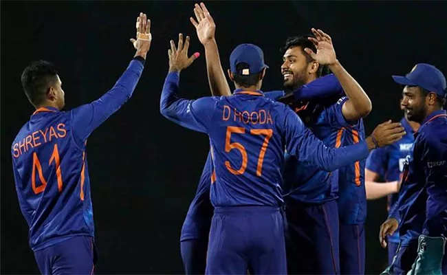 Fans Baffled At Team Indias Pace Attack For West Indies T20Is - Sakshi
