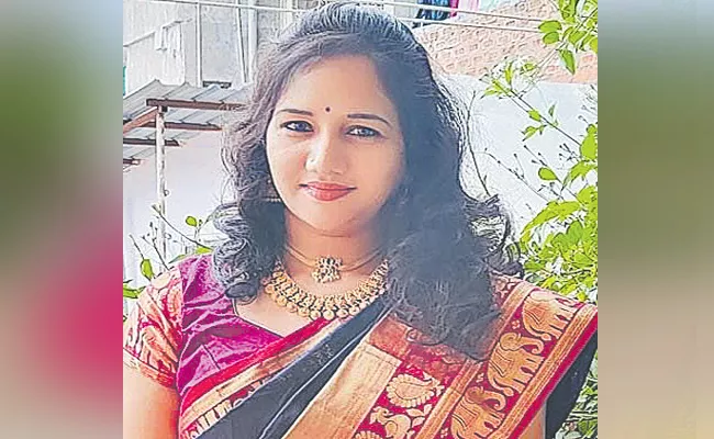 Woman Suicide Due to In Laws Relatives Harrasements Saroor Nagar - Sakshi