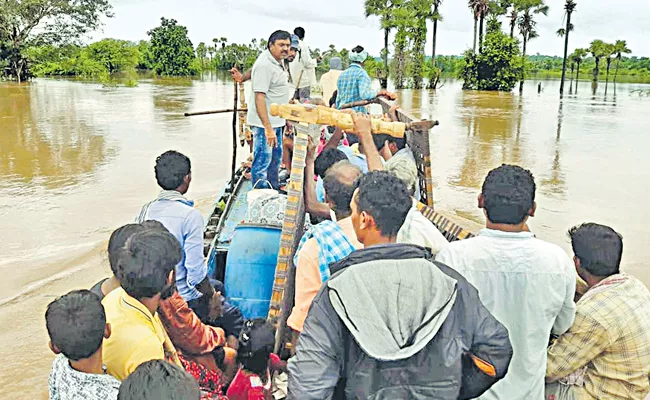Flood victims are happy about the governments help - Sakshi