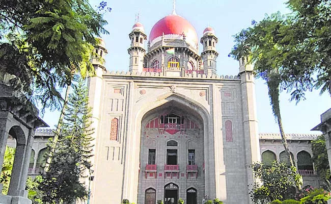 High Court harsh comments on GHMC Commissioner - Sakshi
