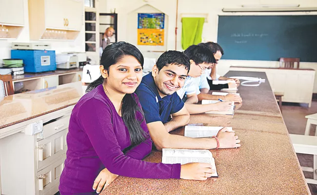 New Assessment Approach in Higher Education - Sakshi
