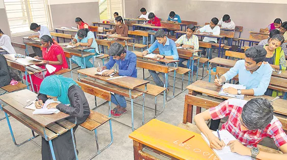 Failed students of Classes X in govt schools in Andhra Pradesh can seek re admission now - Sakshi